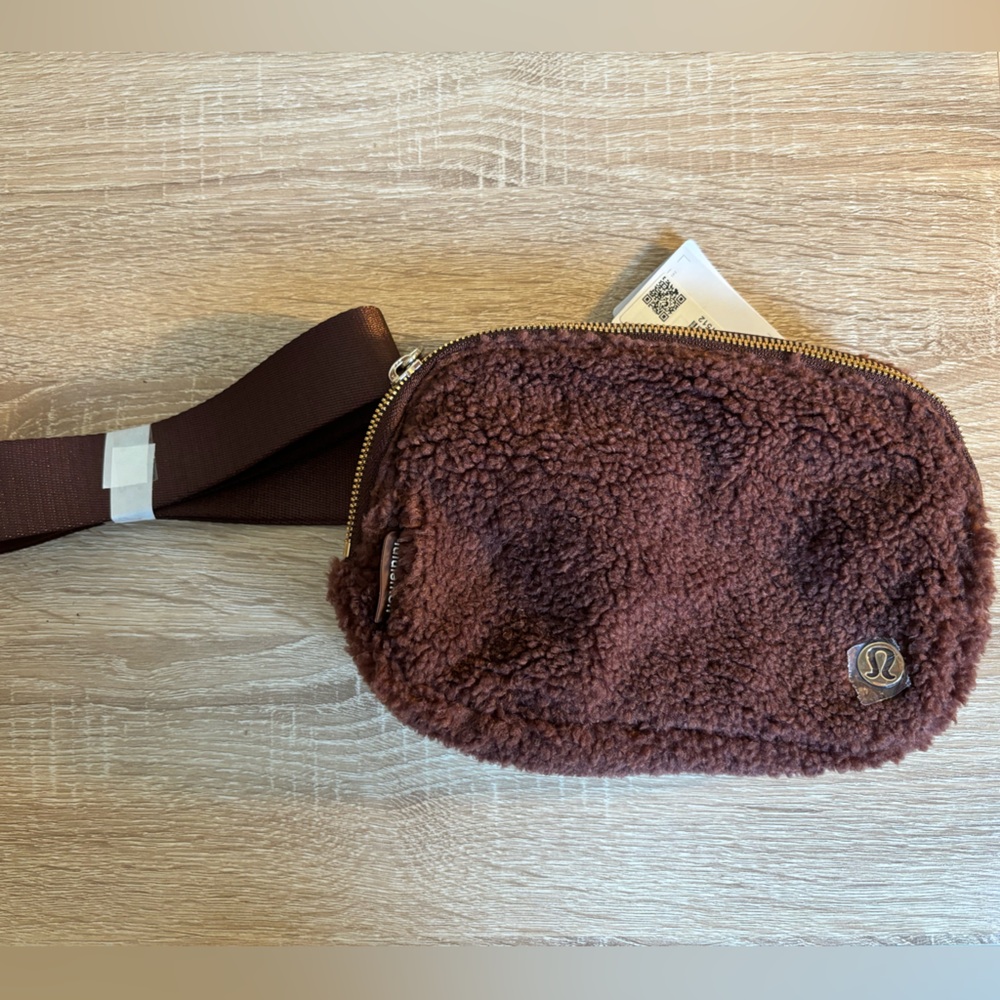 Brand New with Tags Lululemon everywhere bag. Fleece and nylon